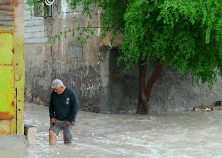 تصاویر باران دی ماه ۱۴۰۰ شهر بندرلنگه