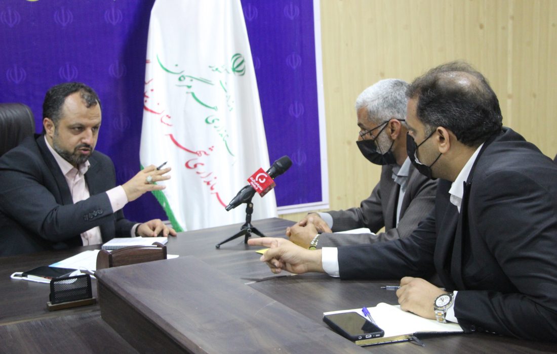 سفر وزیر وزیر امور اقتصادی و دارایی به شهرستان بندرلنگه