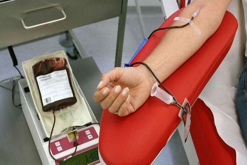 اهدای خون توسط کارکنان پایور و وظیفه پدافند هوایی شهید اسماعیلیان