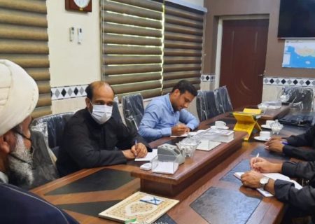 مسئولان حق ندارند نسبت به یک خبرنگار اخم و ترش رویی کنند