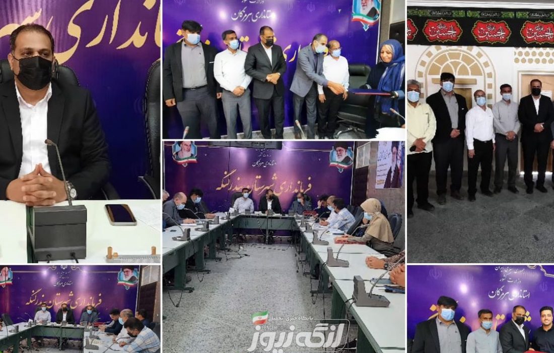 خبرنگاران چشم و گوش مسئولان هستند