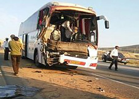 واژگونی اتوبوس در حوالی بندرلنگه یک کشته و ۷ مصدوم برجای گذاشت