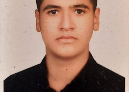 دانش آموز بندرلنگه ایی موفق به کسب رتبه ۱۹۳ کنکور شد