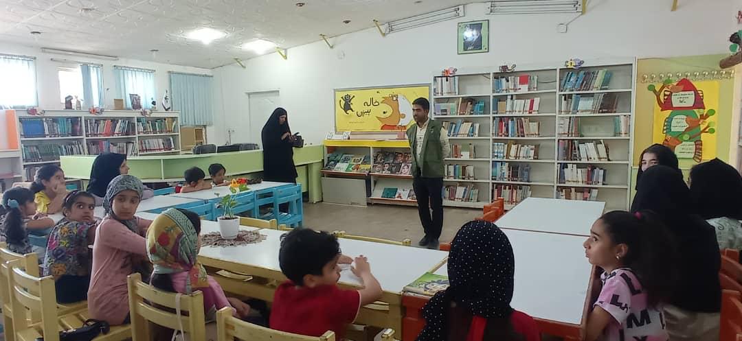 برگزاری کلاس‌های آموزشی همیاران طبیعت در کانون پرورش فکری کودکان و نوجوانان بندرلنگه
