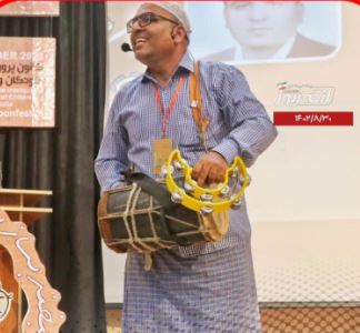 هنرمندان بندرلنگه بر قله داستان گویی استان