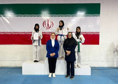 درخشش تکواندو کاران دختر بندرلنگه در مسابقات استانی