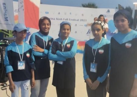 برگزاری مسابقات کشوری پدل برد در جزیره کیش با حضور ورزشکاران بندرلنگه