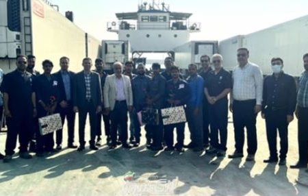 تبریک به خدمه خارجی شناورهای مستقر در بنادر و دریانوردی غرب استان هرمزگان