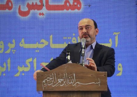 یکی از جدی‌ترین برنامه‌های توسعه هرمزگان توسعه بندرلنگه است