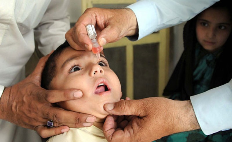 آغاز طرح واکسیناسیون تکمیلی خانه به خانه فلج اطفال در بندرلنگه