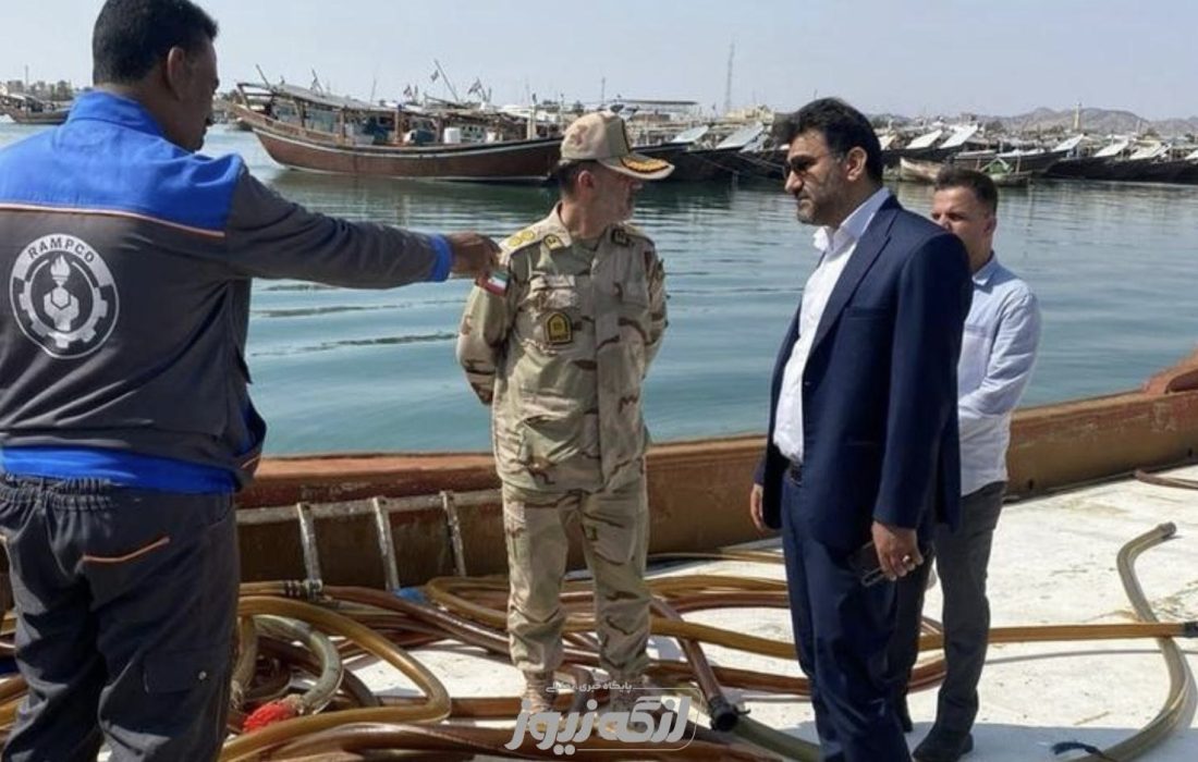 توقیف شناور حامل ۱۵۰ هزار لیتر سوخت قاچاق در بندرلنگه