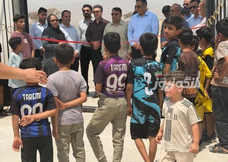 افتتاح زمین‌های چمن مصنوعی روستاهای تنب بنگرو و پیشگان بندرلنگه با اعتبار ۵۰ میلیارد ریال