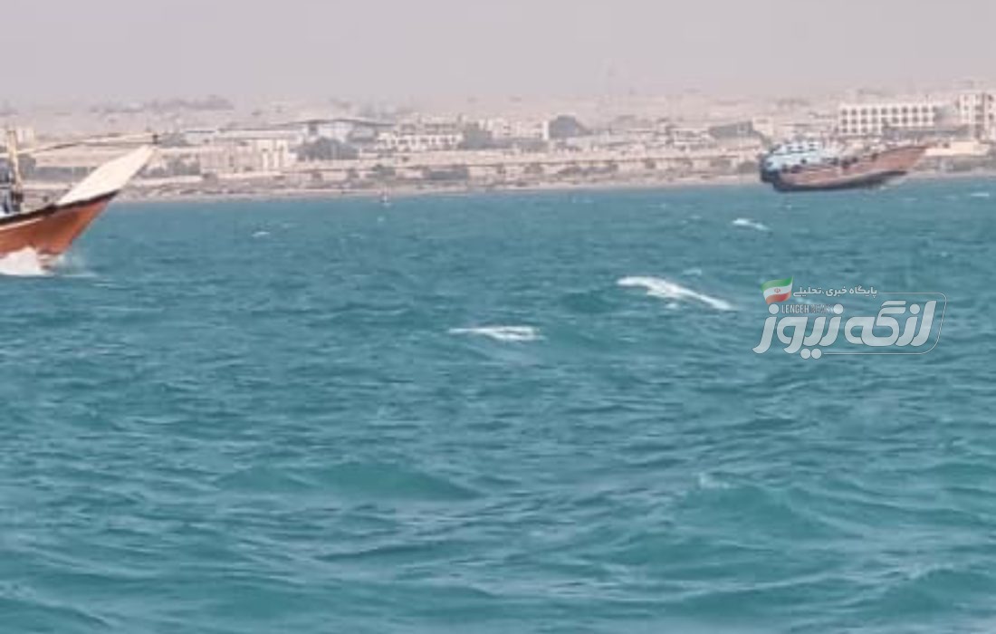 تصادم لنج باری با بارج مغروقه در نزدیکی بندرکنگ