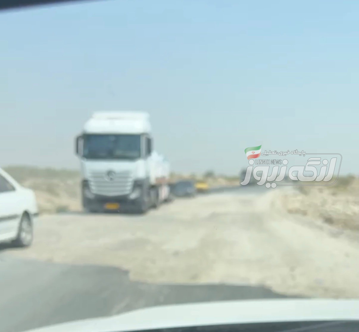 مطالبه آسفالت ۱۵ متر از محور بندرلنگه–بندرعباس حوالی پل کنخ