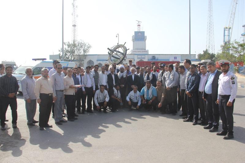 اعزام نوروزبانان بنادر و دریانوردی بندرلنگه برای کمک به سیل زدگان خوزستان