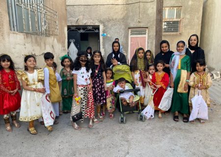 گزارش تصویری/پخش هل هلو در شهر بندرلنگه
