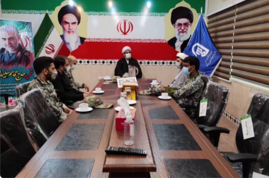 امام جمعه بندرلنگه با مسئولان پدافند هوایی شهید اسماعیلیان بندرلنگه دیدار کرد