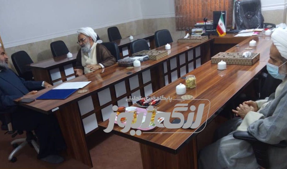 وظیفه اصلی حوزه های علمیه حفظ، تقویت و دفاع از نظام اسلامی است