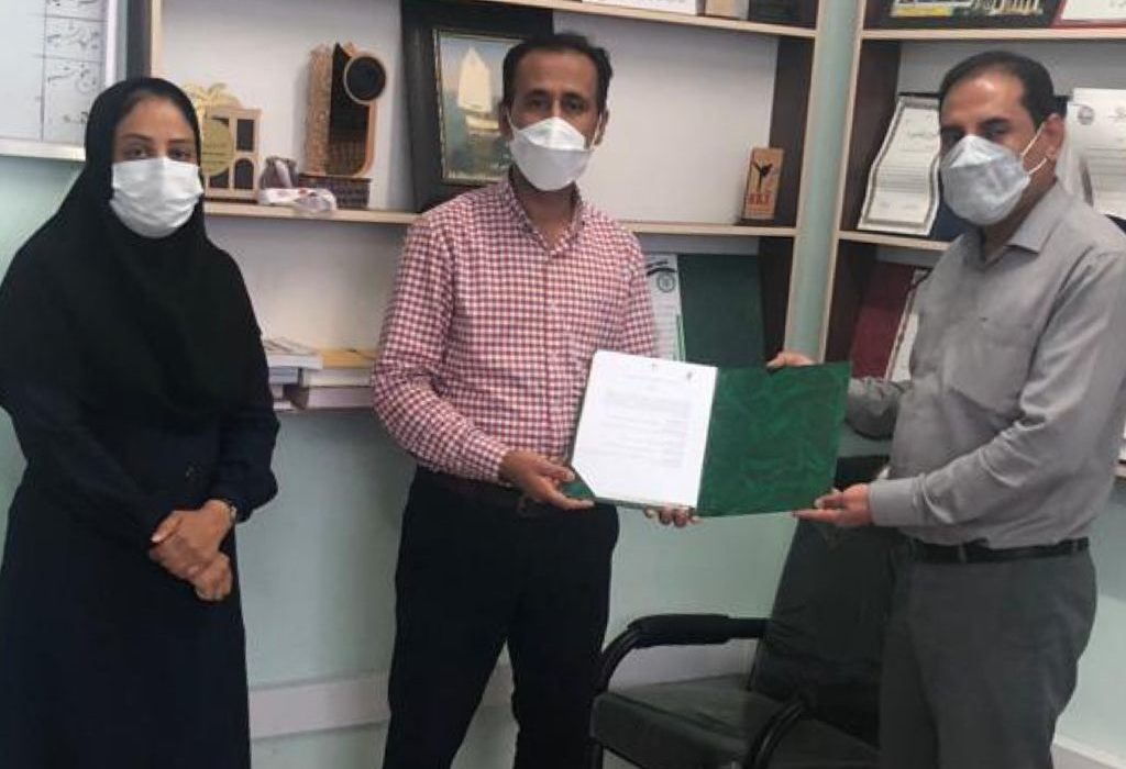 انعقاد قرارداد همکاری اداره ورزش وجوانان و بنیاد شهید و امورایثارگران شهرستان بندرلنگه