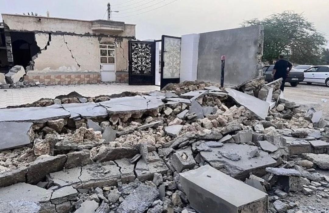 کانون اصلی زمین لرزه دقایق پیش روستای سایه خوش و دژگان بوده است/ ٣٩ نفر مصدوم در بیمارستان های استان هرمزگان بستری هستند