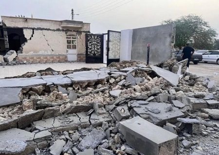 کانون اصلی زمین لرزه دقایق پیش روستای سایه خوش و دژگان بوده است/ ٣٩ نفر مصدوم در بیمارستان های استان هرمزگان بستری هستند