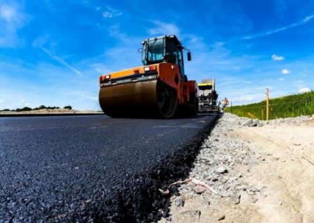 ۲۹ هزار متر مربع از آسفالت محله حسین آباد به بهره برداری رسید