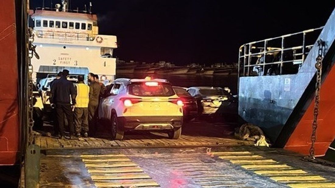 اولین محموله خودروهای وارداتی از راه رسید