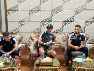 کاوران النصر وارد تهران شد/ استقبال شخصیت‌های برجسته فوتبال از تیم النصر به همراه سفیر عربستان