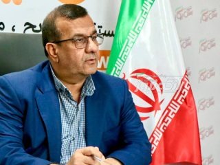 چمن مصنوعی استادیوم تختی بندرلنگه تا پایان سال تعویض می‌شود