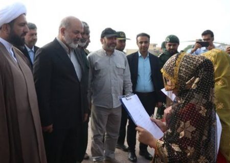 وزیر کشور وارد بوموسی شد