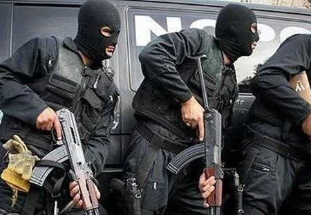 آزادی ۲ گروگان و دستگیری ۳ گروگانگیر در بندرلنگه