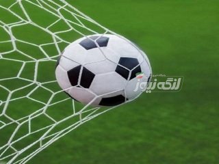 زهرا اسماعیلی از بندرلنگه با تیم سخناخ کردستان قهرمان لیگ برتر فوتبال شد