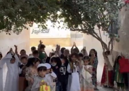 پخش هل هلو در شهر بندرلنگه