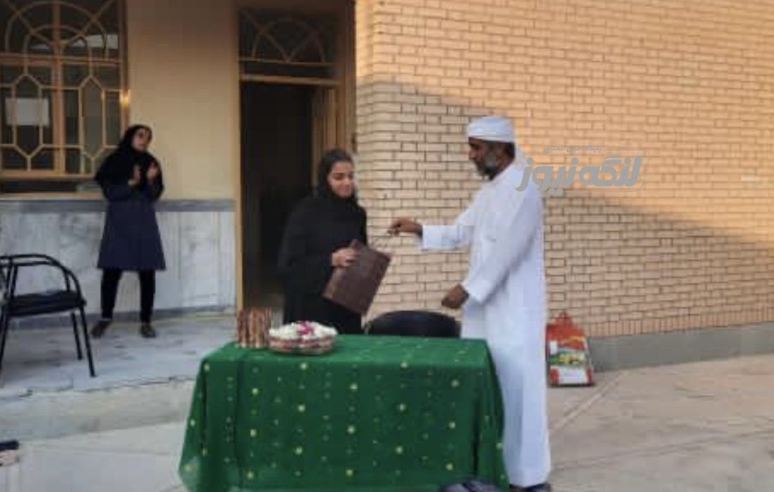 دختر نیکوکار اهل دشتی پارسیان که با شکست قلک خود به مدرسه کمک کرد