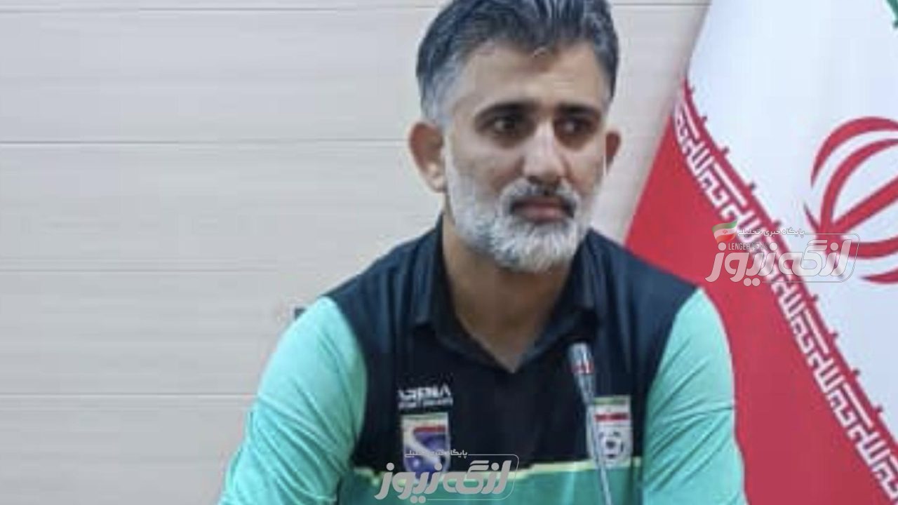 مسابقات فوتبال ساحلی بندرلنگه با حضور تیمها و هواداران پرشور برگزار شد