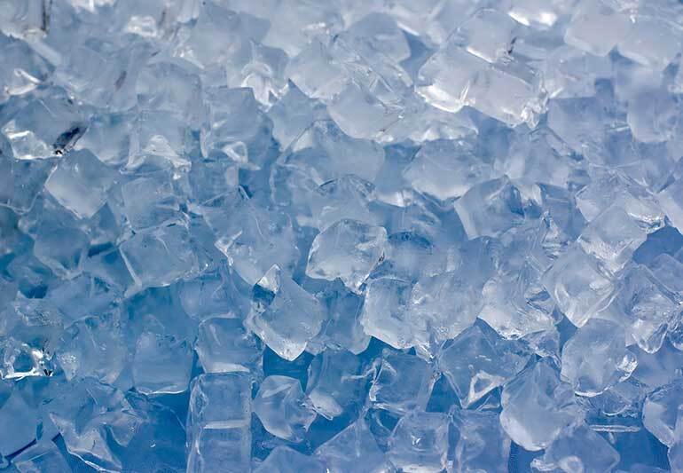 پیگیری ویژه فرماندار بندرلنگه برای رفع مشکلات صیادان و کنترل قیمت یخ