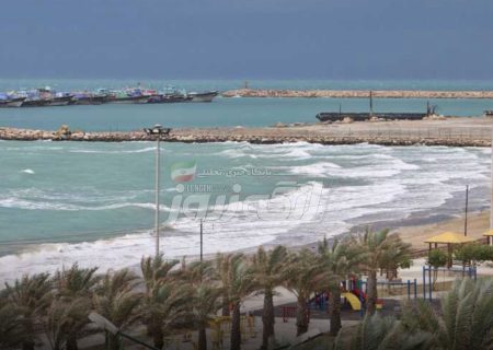 تداوم وزش باد شدید، ارتفاع موج در خلیج فارس به ۲ متر می‌رسد