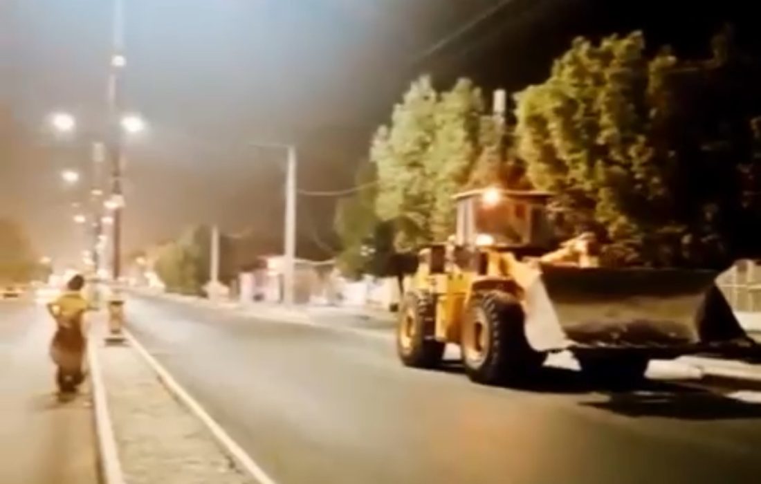 آغاز عملیات زیرسازی رفیوژ میانی بلوار چمران بندرلنگه