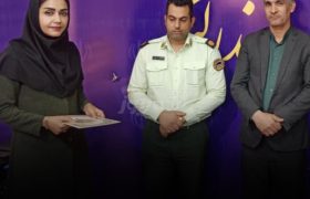 تجلیل از کارمندان نمونه ادارات بندرلنگه در هفته دولت
