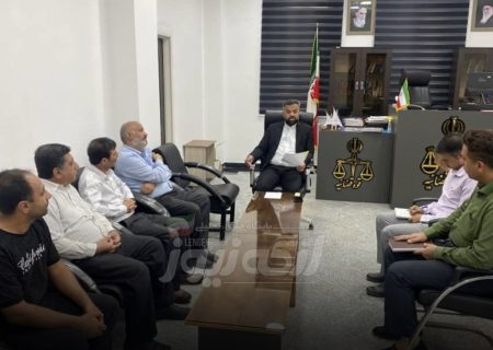 نشست ویژه قضایی برای رسیدگی به مشکلات کامیون‌داران یخچالی در بندرلنگه