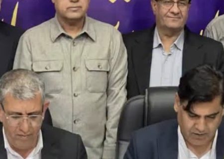 تفاهم‌نامه خواهرخواندگی بین لارستان و بندرلنگه صبح امروز به امضا رسید