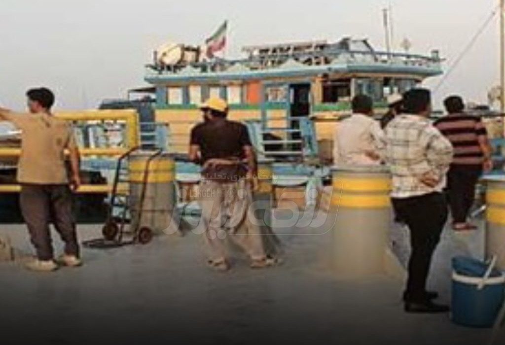 کشف محموله قاچاق ماساژور و تجهیزات مخابراتی در بندرچارک