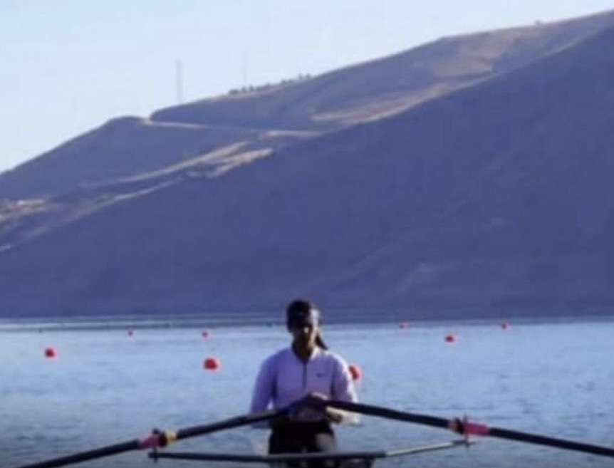 درخشش عبیر عبدالرضایی مدنی از بندرلنگه در المپیاد رویینگ کشور