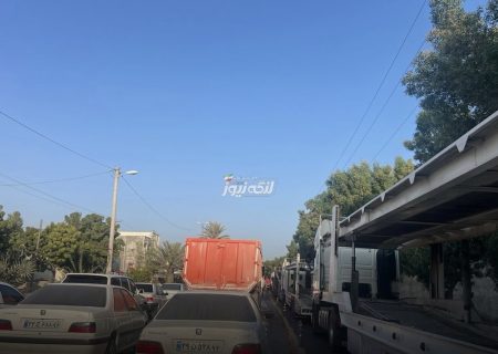 ترافیک ماشین‌های سواری‌کش در بندرلنگه؛ اورژانس و محله سماچ با مشکل تردد مواجه شده‌اند