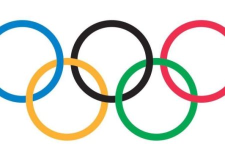 آئین نمادین استانی افتتاحیه المپیاد ورزشی درون مدرسه‌ای در بندرلنگه