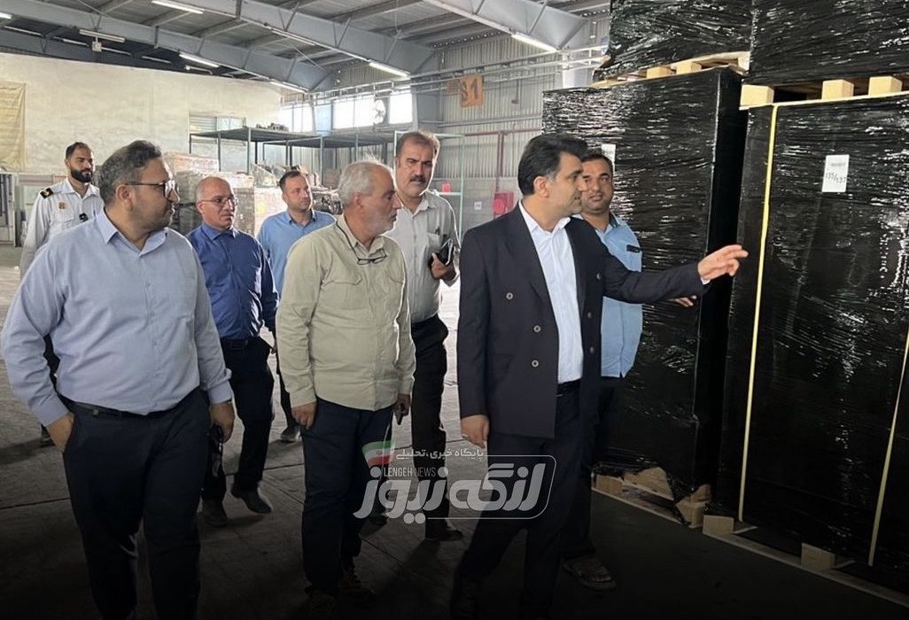 بازدید دادستان بندرلنگه از بنادر و تأکید بر رفع موانع ترخیص