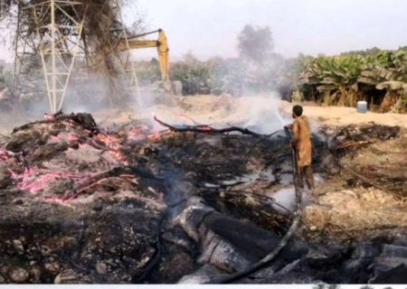 خط انتقال آب دریا به آبشیرین کن بندرلنگه بر اثر بی‌احتیاطی افراد ناشناس دچار آتش سوزی شد