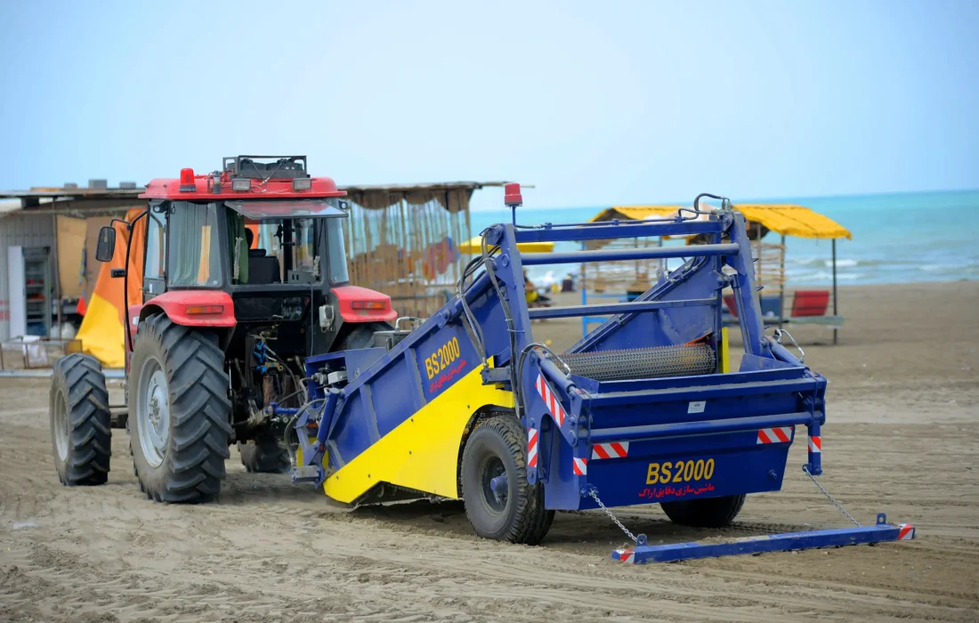 ضرورت استفاده از دستگاه‌های مکانیزه شن روب ساحلی برای پاکسازی سواحل بندرلنگه