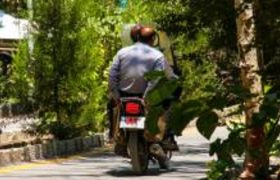 هشدار نسبت به تردد موتور سیکلت‌ها در پارک کوثر بندرلنگه