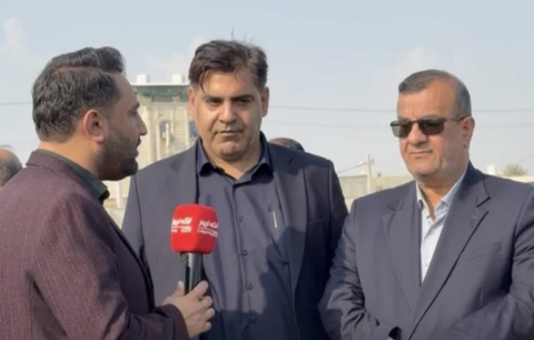 هدیه نماینده به ورزشکاران بندرلنگه؛ تعویض چمن و بهبود نور ورزشگاه تا پایان سال